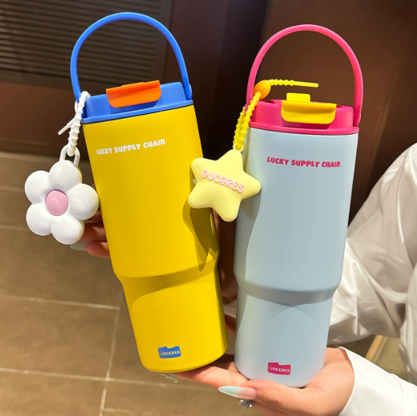 New model stainless steelinsulated cup with large capacityand straw design